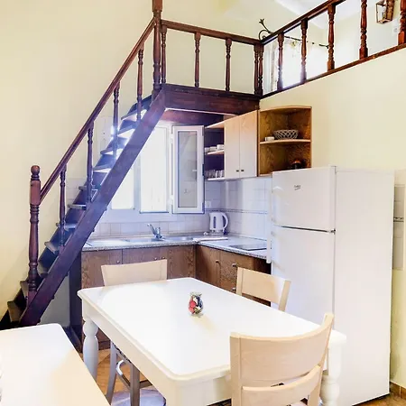 In Paleokastrites With Pool リアパデス