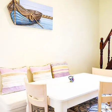 Appartement In Paleokastrites With Pool Liapades