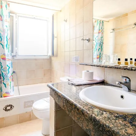 Appartement In Paleokastrites With Pool